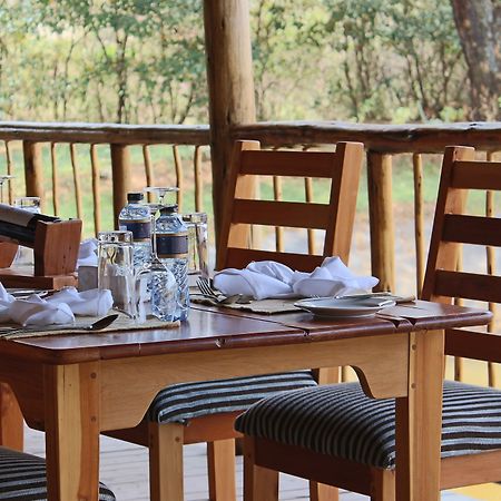 Ziwa Bush Lodge นาคูรู ภายนอก รูปภาพ